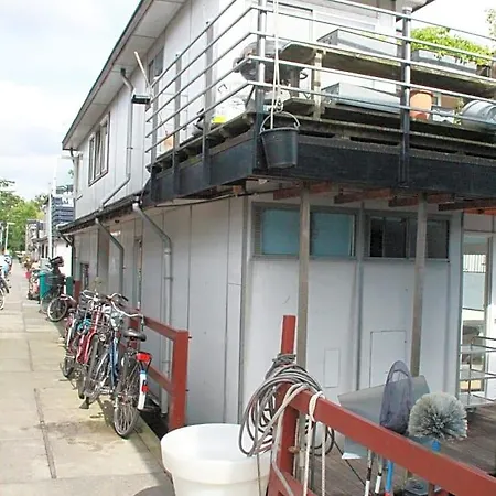 Гостевой дом Houseboat Sooki 3*