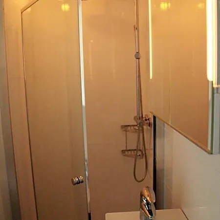 Houseboat Sooki 3* Амстердам
