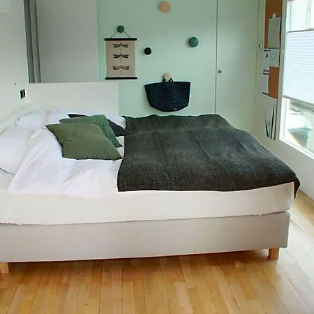 Houseboat Sooki 3* Амстердам