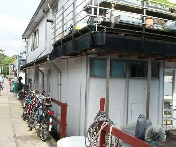 Gasthuis Houseboat Sooki 3*