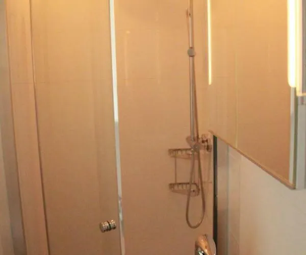 Houseboat Sooki Casa de hóspedes