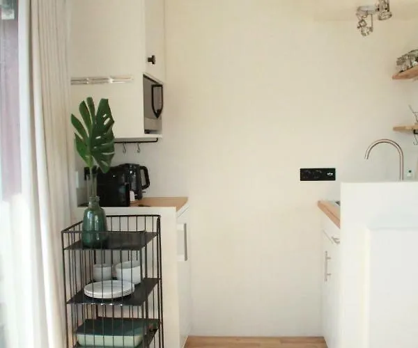 ゲストハウス Houseboat Sooki 3*